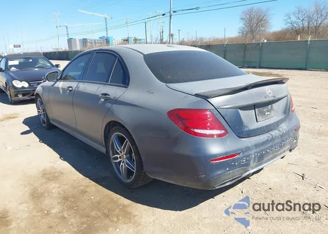 2019 Mercedes-Benz E 300 z USA, uszkodzony, nr VIN WDDZF4JB7KA508868